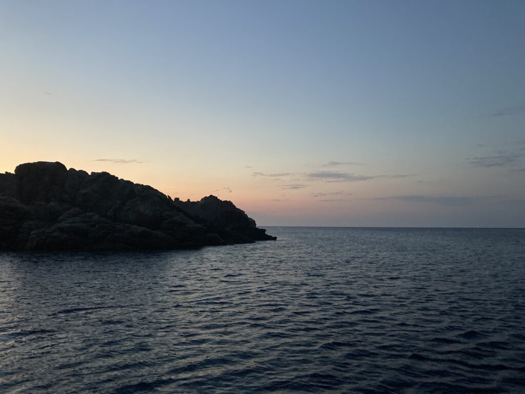 Atardecer sobre el Cap de Creus