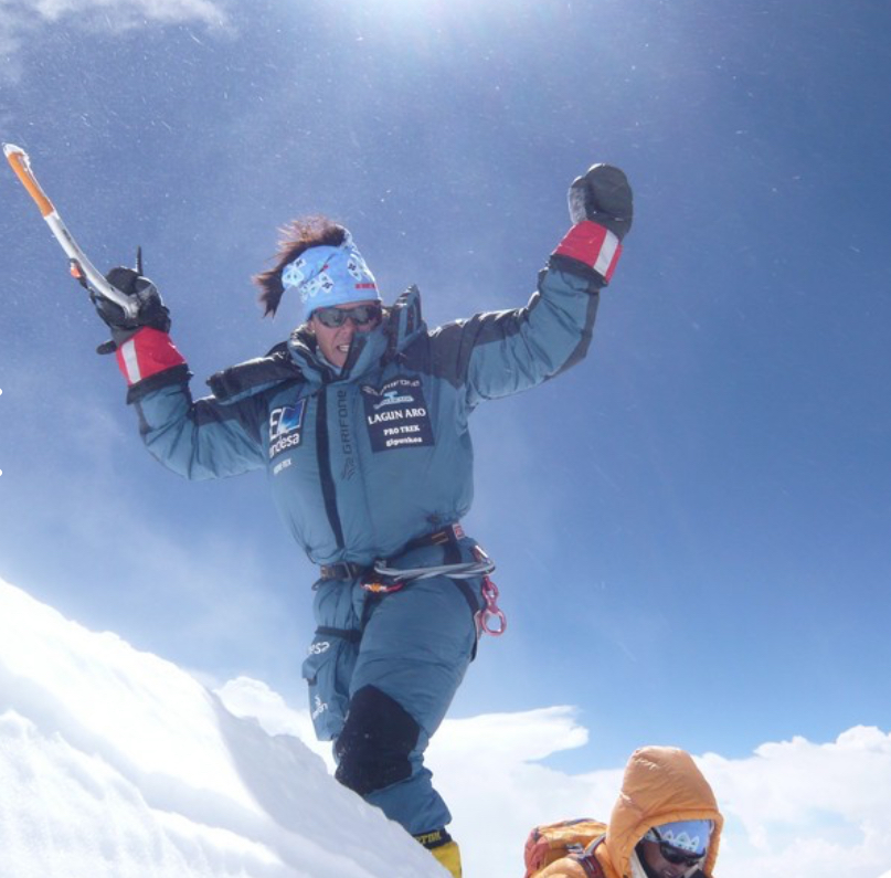 Edurne Pasaban, pionera del alpinismo, en el Annapurna en 2010