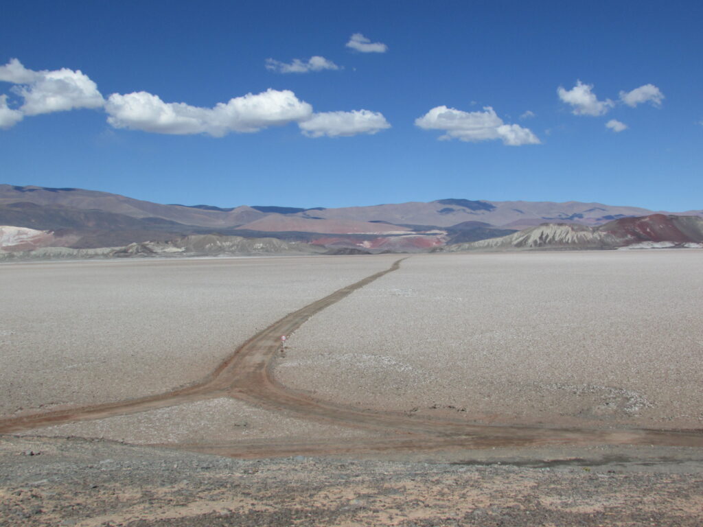 Ruta a través del salar de Antofalla