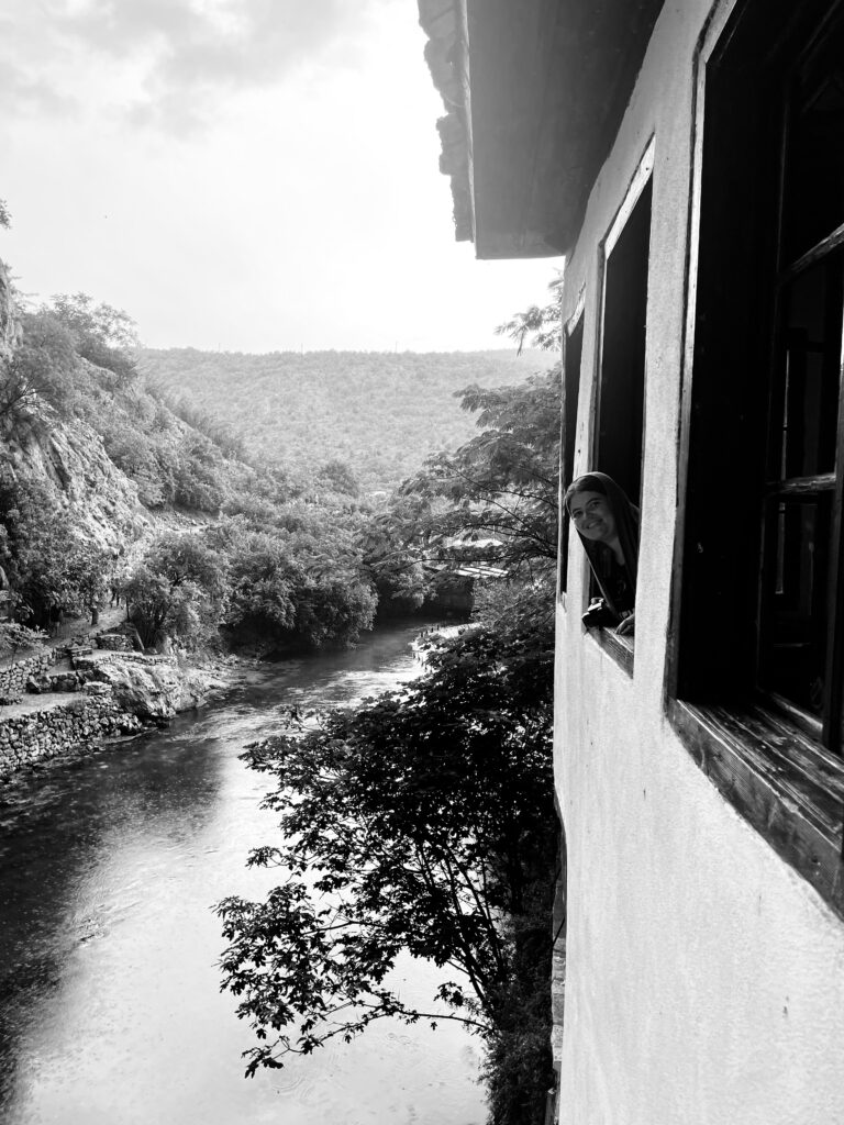 Monasterio derviche de Blagaj en mi viaje de Belgrado a Zagreb