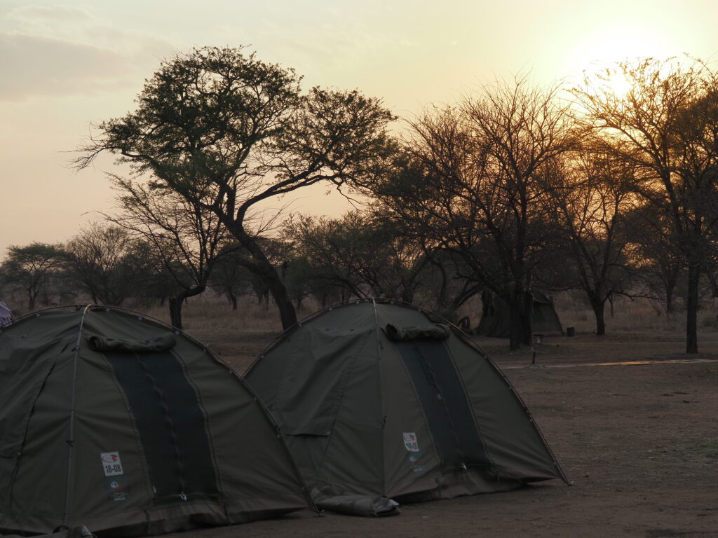 Nuestro camping en el Serengueti