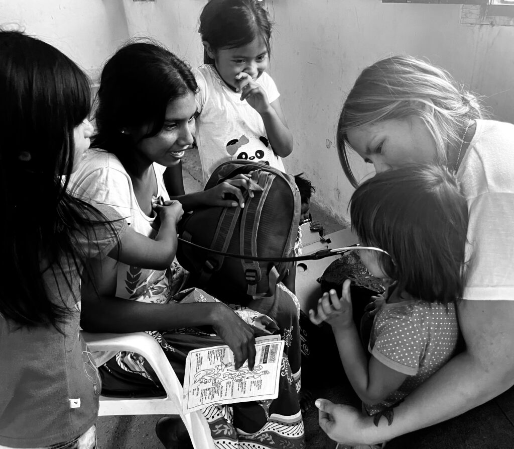 La sorpresa. Las miradas
