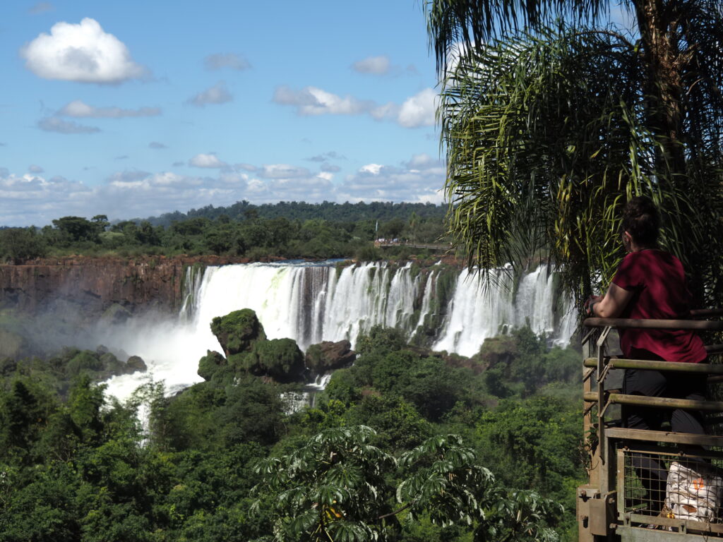 Vistas de las cataratas de Iguazú desde el circuito superior