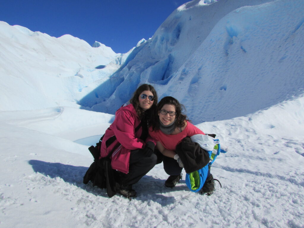 Caminando sobre el Perito Moreno