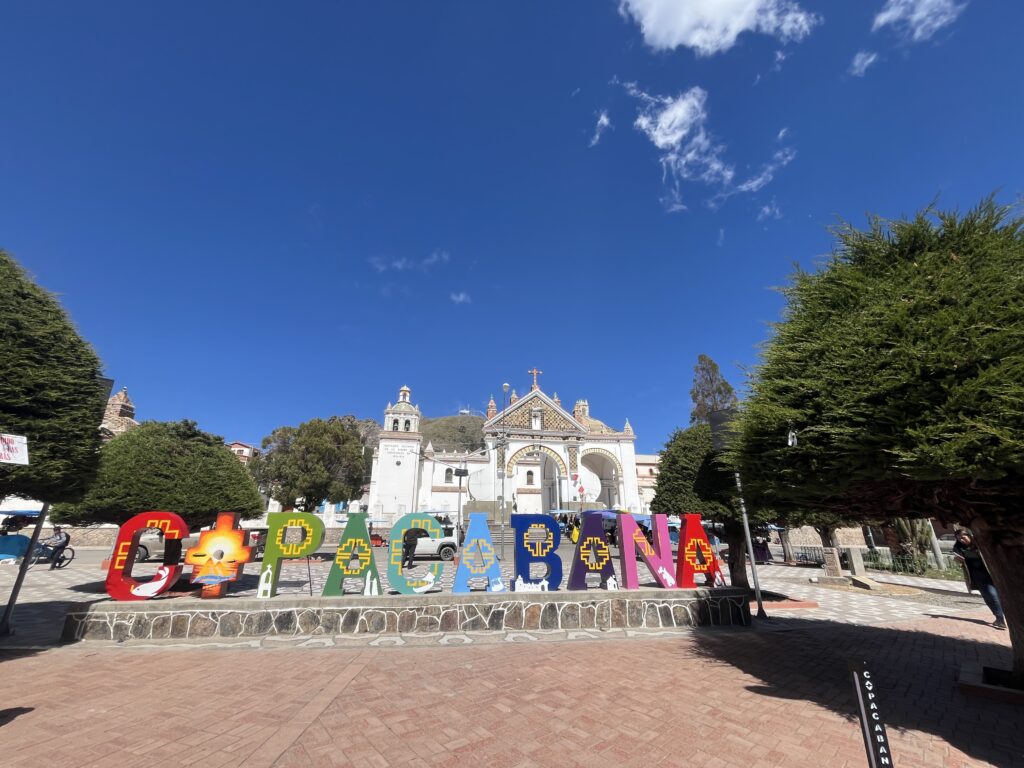 Basílica de nuestra señora de Copacabana