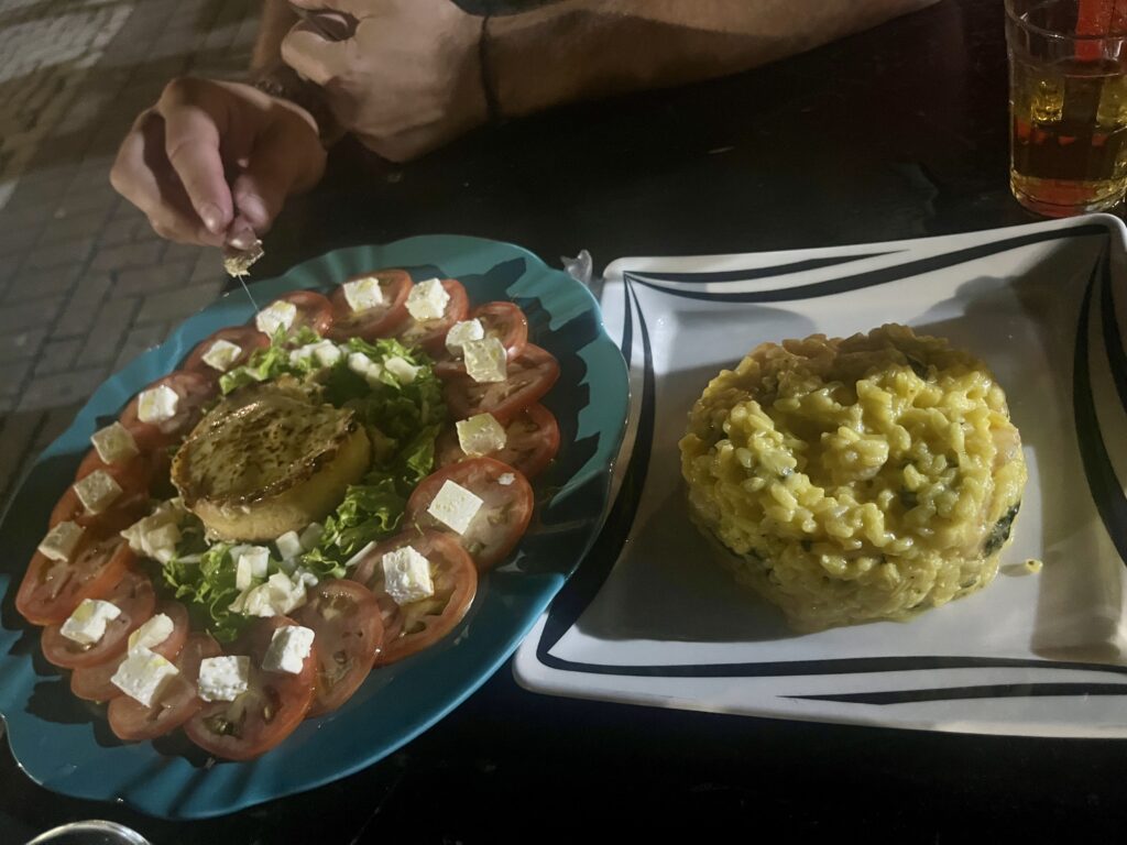 Risoto de pescado amazónico