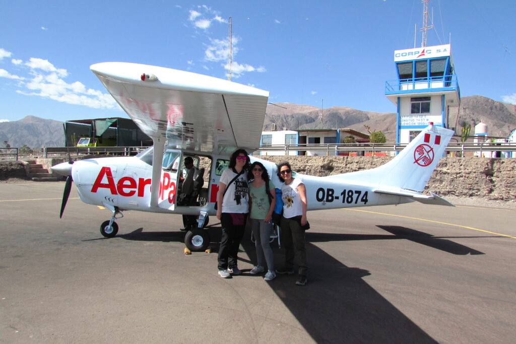 En avioneta sobre las líneas de Nazca