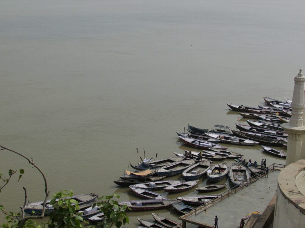 Embarcaciones en el río Ganges