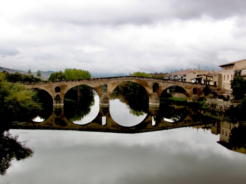 Puente medieval de Puente la Reina