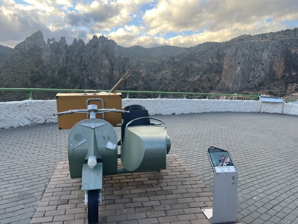 Ayna, amanece que no es poco