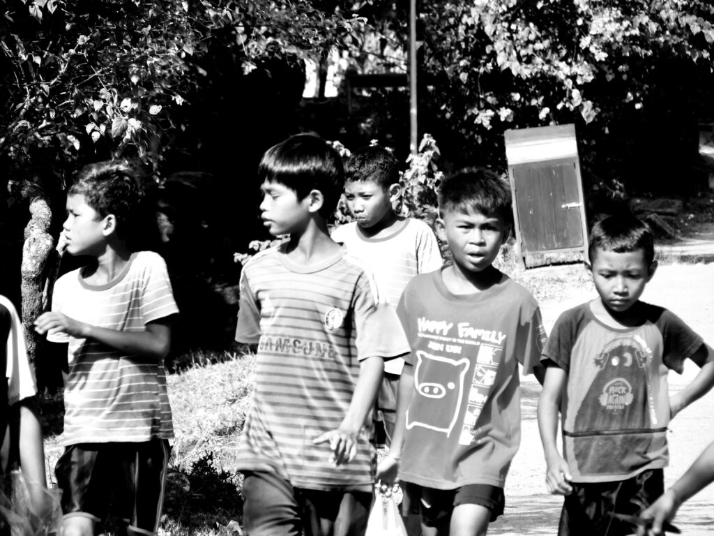 Grupo de niños en Siem Riep