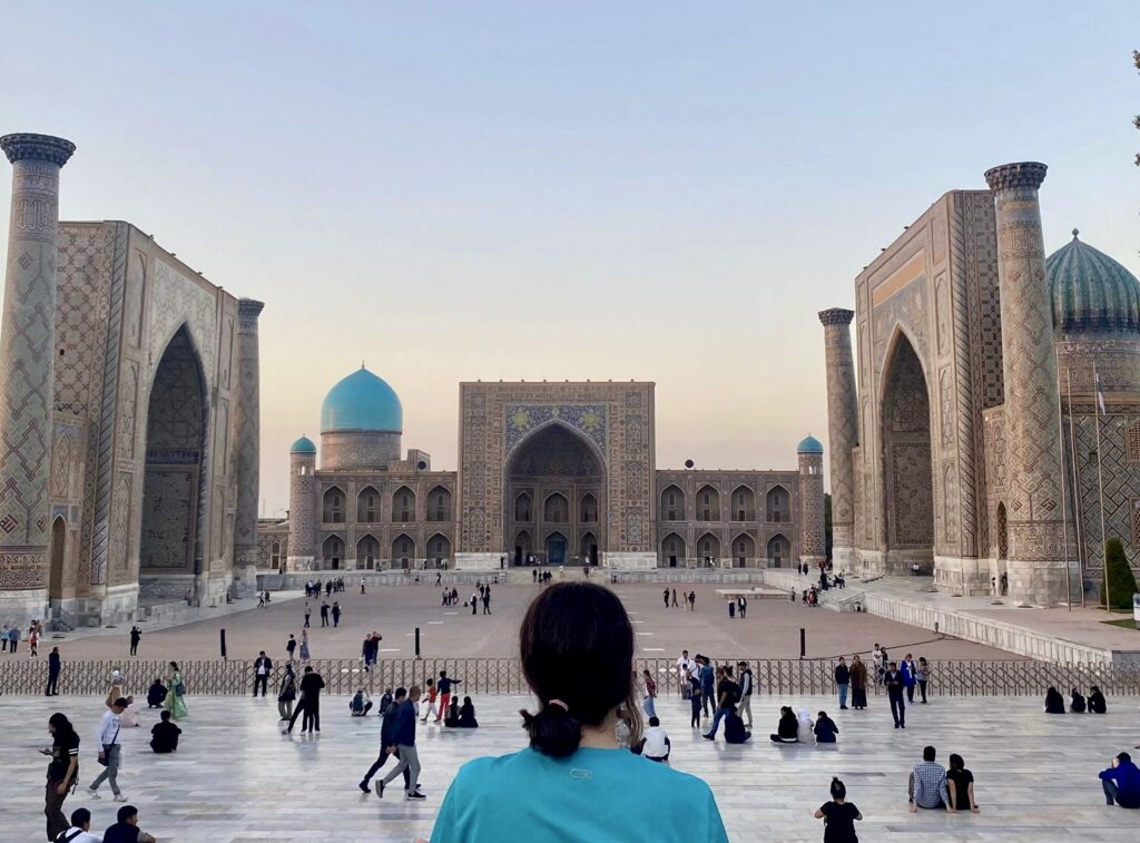 Plaza Registán en Samarcanda