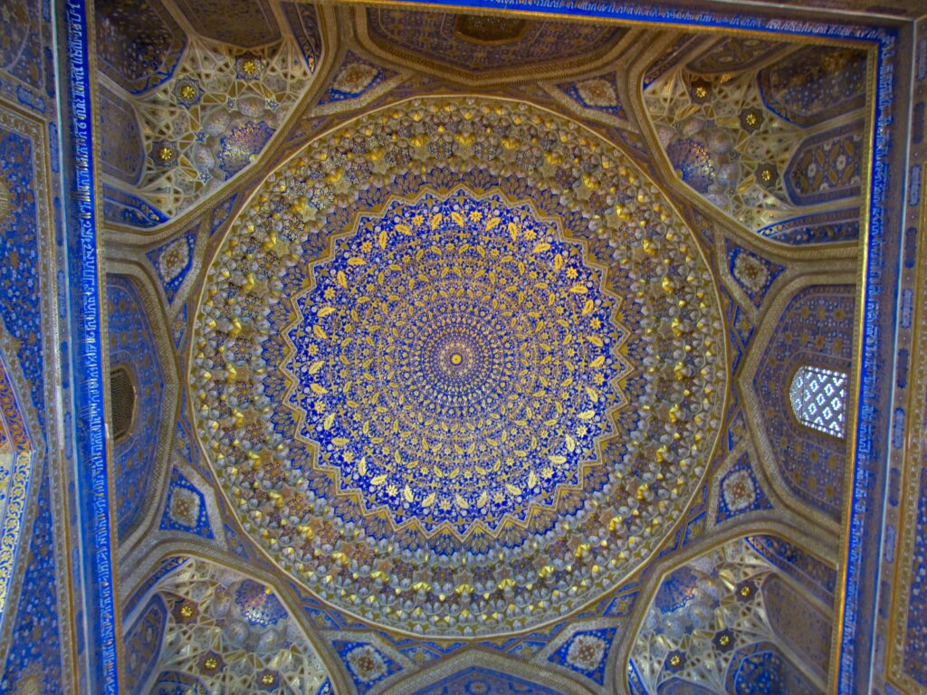 Mezquita Tilya-Kori en Samarcanda