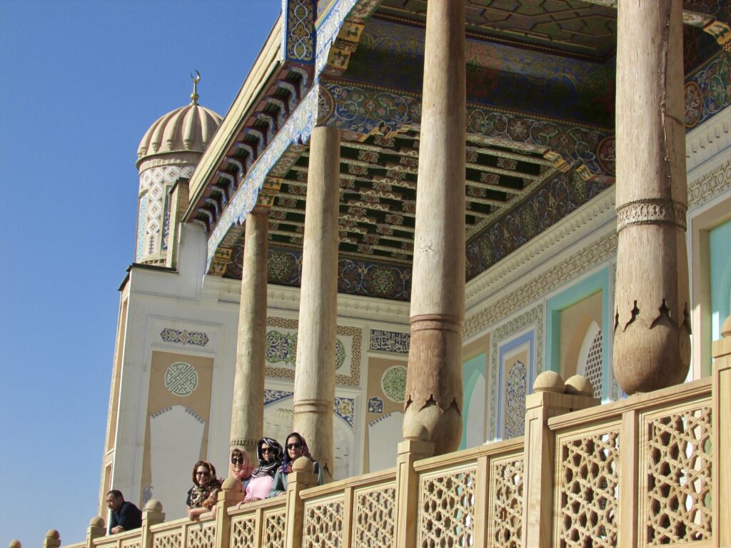 Balcones de la Mezquita Hazrat Khizr