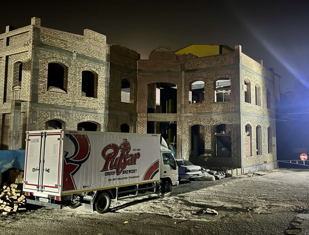 Fábrica de cerveza Pulsar en Samarcanda