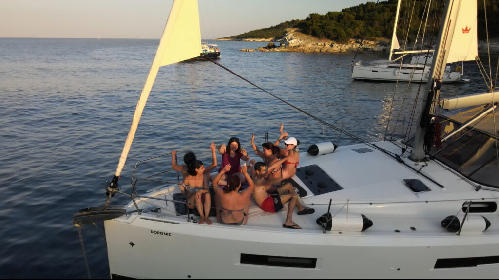 Doronic, Doronic, Doronic