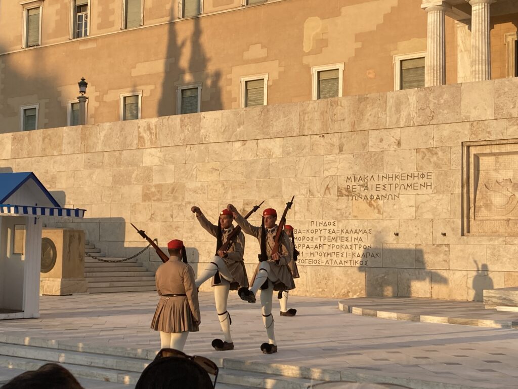 Cambio de guardia en la plaza Sintagma