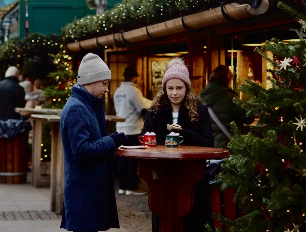 Chocolate caliente en los mercadillos navideños