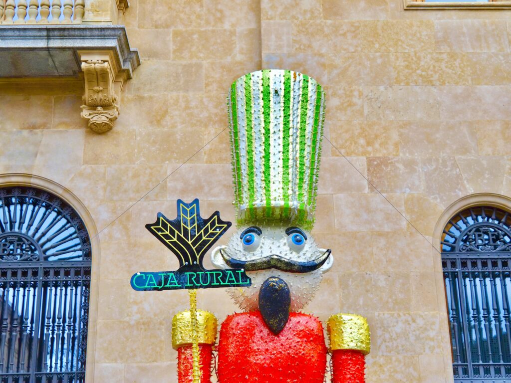 Pero llenar las calles de publicidad