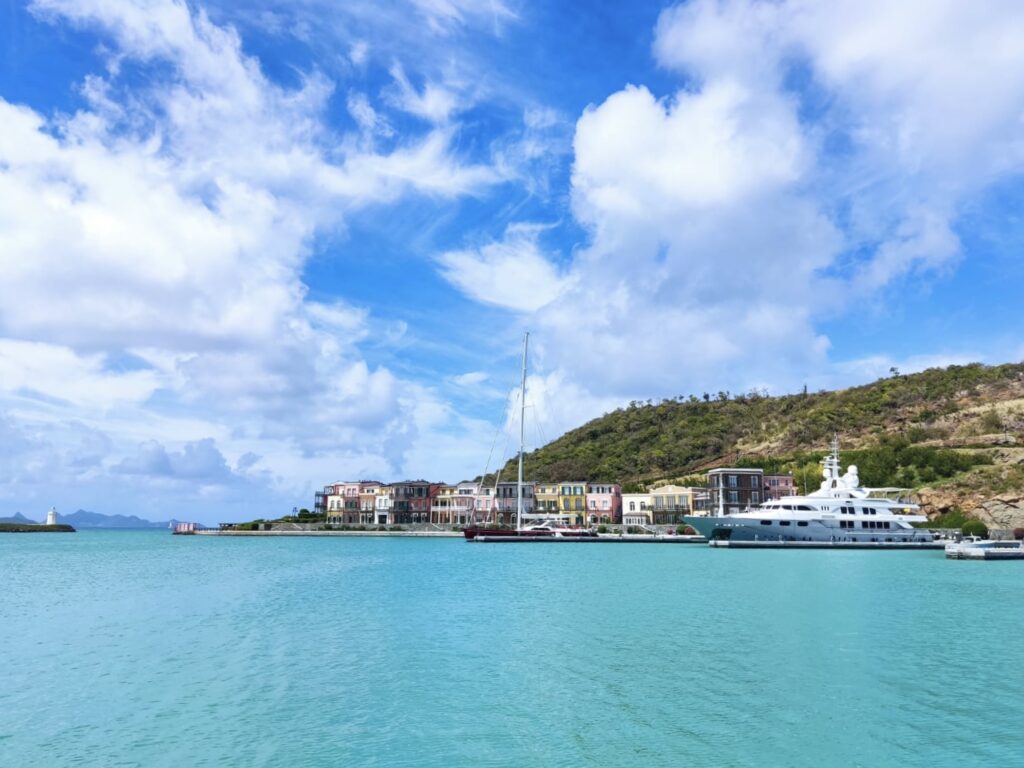 South Glossy Bay Marina