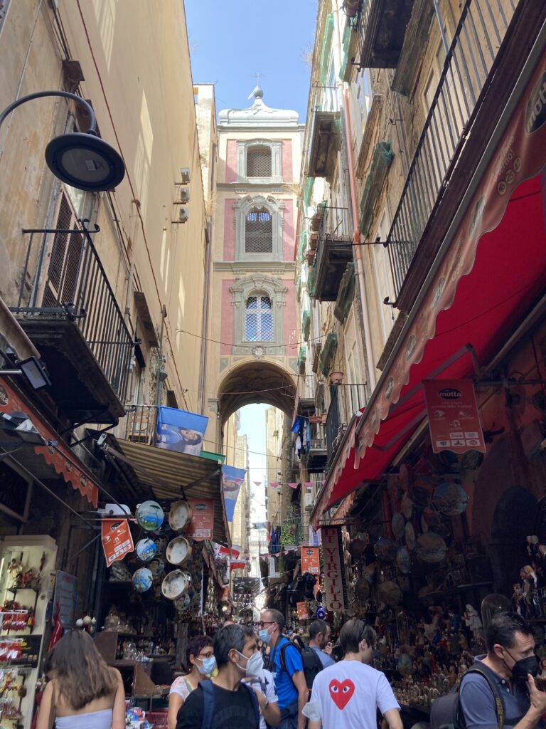 Vía San Gregorio. Nápoles, 2021