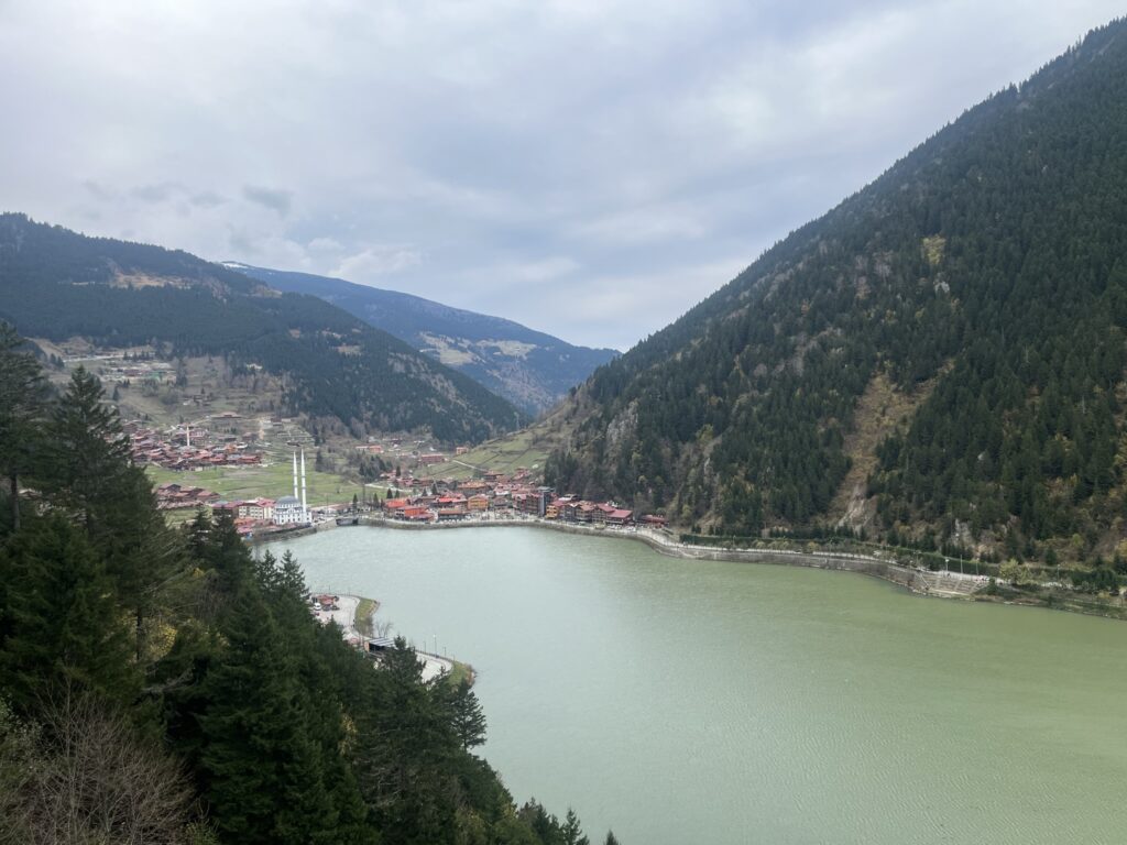Lago Uzungöl