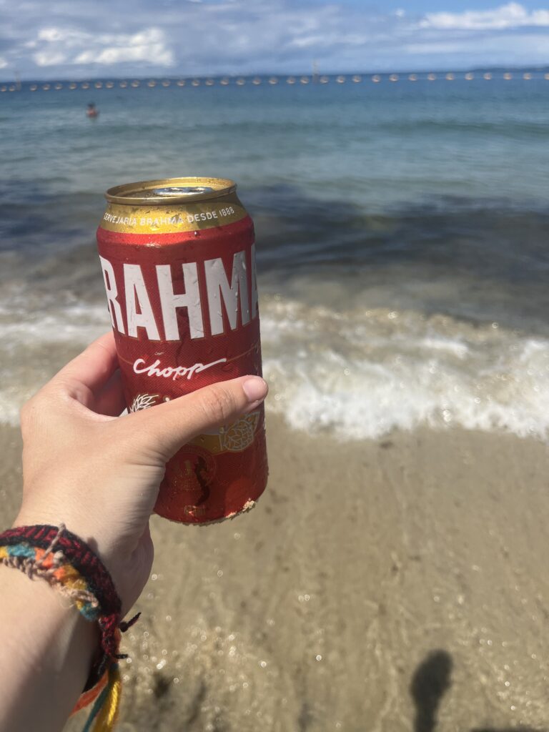 Cerveza Brahma en Ilha dos Frades