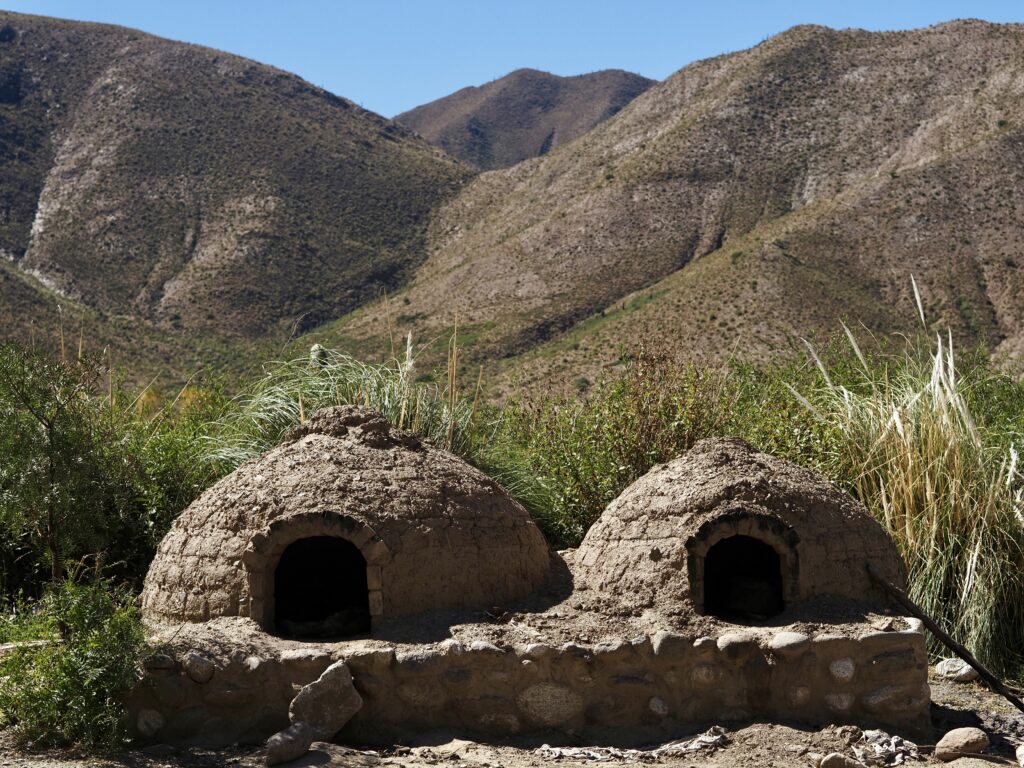 Hornos de barro en la zona de las Pailas