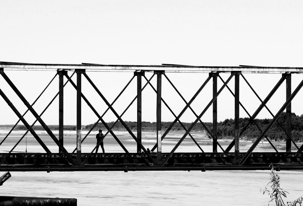 Puente sobre el río Bermejo