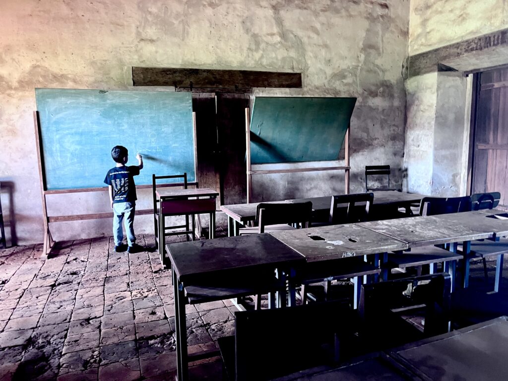 Aulas en San Cosme y Damián